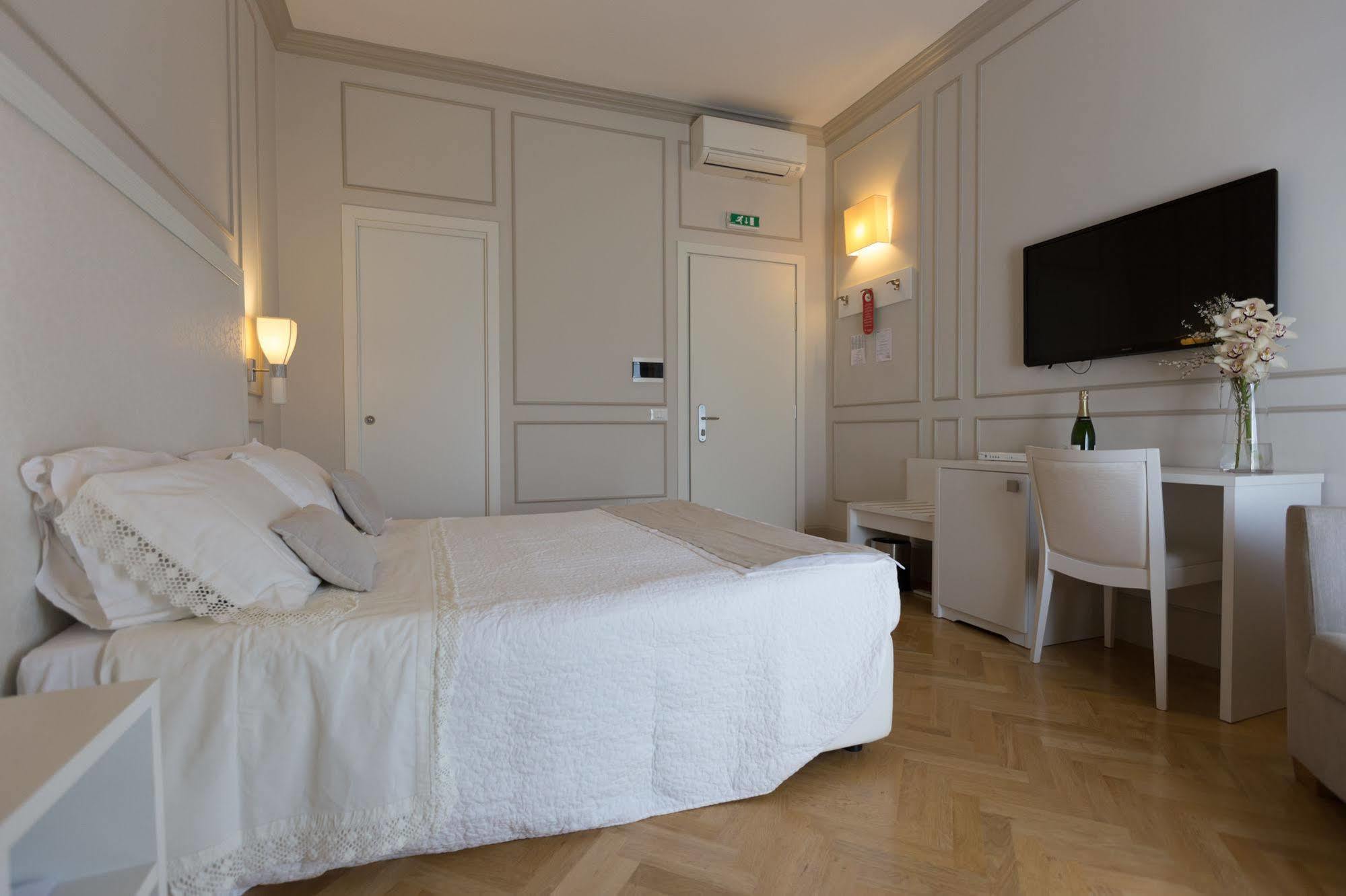 רומא Residenza Scipioni Luxury B&B מראה חיצוני תמונה